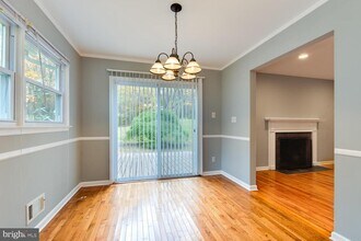 857 Cherry Hill Rd in Princeton, NJ - Building Photo - Building Photo