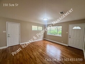 150 Sun St in Hot Springs, AR - Foto de edificio - Building Photo