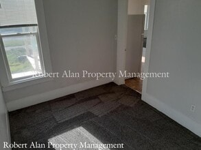 104 SE 4th St in Pendleton, OR - Building Photo - Building Photo