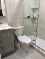 4 Lisa Ln in Staten Island, NY - Building Photo