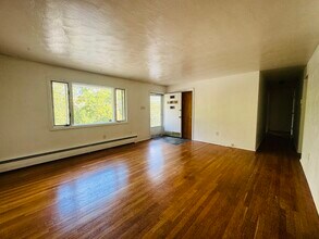 4021 Portman Ave in Pittsburgh, PA - Foto de edificio - Building Photo