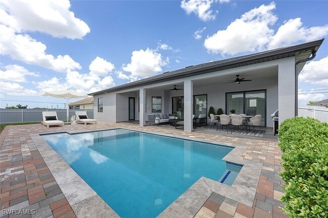 1609 Nelson Rd N in Cape Coral, FL - Building Photo - Building Photo