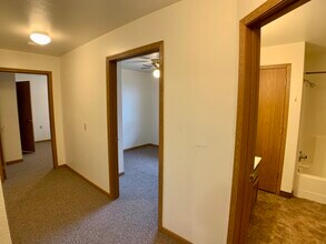 315 E Mineral St, Unit 7 in Platteville, WI - Building Photo - Building Photo
