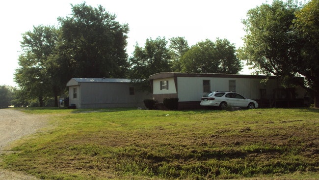 500 Old Highway 5 in Mansfield, MO - Building Photo - Primary Photo