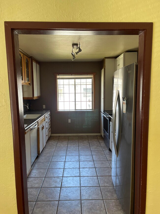 405 S West St in Yreka, CA - Building Photo - Building Photo