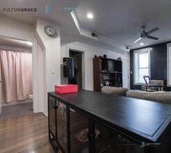 2651 W Armitage Ave, Unit 1 in Chicago, IL - Building Photo - Building Photo