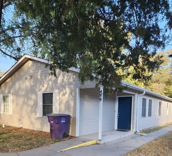 property at 419 S Juliette Ave