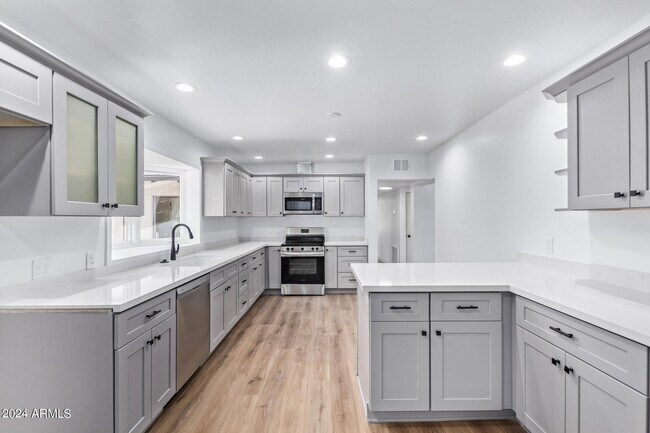 159 Park St in Wickenburg, AZ - Building Photo - Building Photo