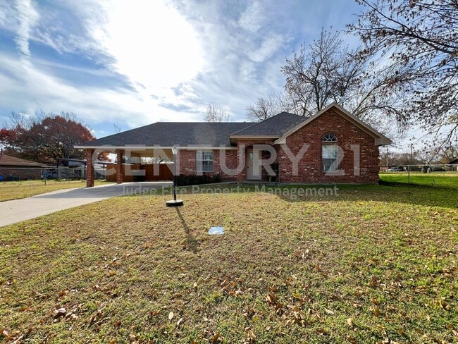 property at 408 W Morton Ave