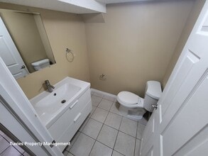 9072-9052 52 St NW in Edmonton, AB - Building Photo - Building Photo