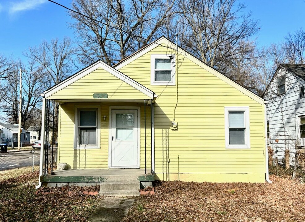 1815 Bicknell Ave in Louisville, KY - Building Photo