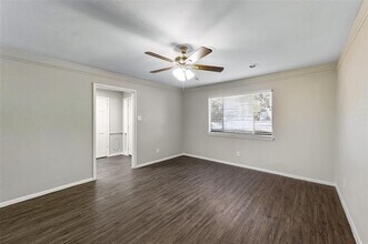 2321 Carten St in Fort Worth, TX - Building Photo - Building Photo