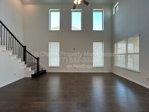 1448 Sun Gdn Wy in Justin, TX - Building Photo - Building Photo