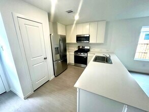 438 Southern Magnolia Wy in Magnolia, TX - Building Photo - Building Photo