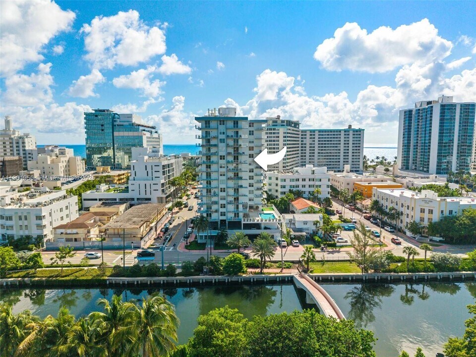 2829 Indian Creek Dr in Miami Beach, FL - Foto de edificio
