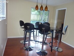 0 SE 122nd Ave in Portland, OR - Foto de edificio - Building Photo