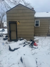 3401 Davison Rd in Flint, MI - Building Photo - Building Photo