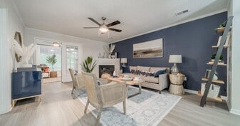 Waterford Place Apartment Homes in Greensboro, NC - Building Photo