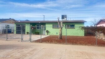 5133 Pikes Peak Dr in El Paso, TX - Building Photo