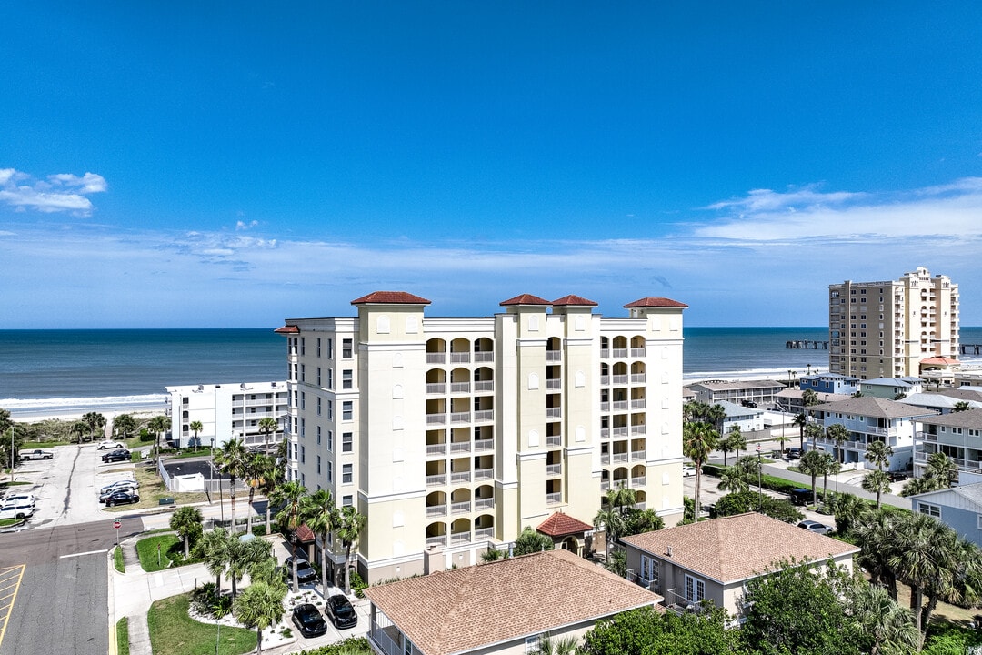 The Northshore in Jacksonville Beach, FL - Building Photo