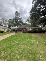916 Grenada Dr in Montgomery, AL - Building Photo