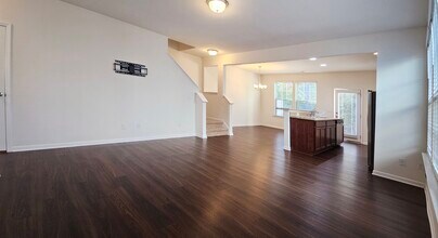 90 W Grove Point Dr in Clayton, NC - Foto de edificio - Building Photo