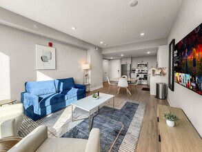 626 N Delaware Ave in Philadelphia, PA - Building Photo - Building Photo