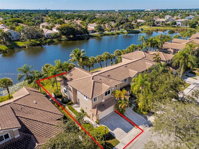 15848 SW 12th St in Pembroke Pines, FL - Building Photo - Building Photo