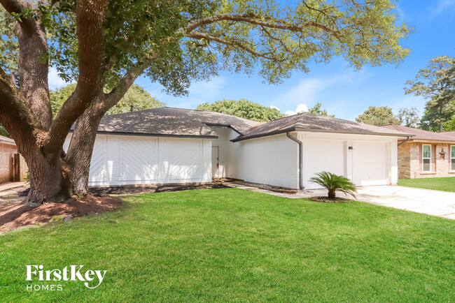 2515 N Spring Dr in Spring, TX - Building Photo - Building Photo