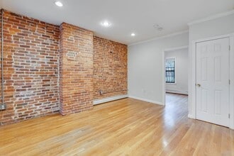 14 Pompeii St, Unit 1 in Boston, MA - Building Photo - Building Photo