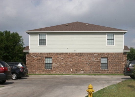 422 Rock Cir in Harlingen, TX - Building Photo