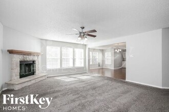 10851 Zimmerman Ln in Indianapolis, IN - Building Photo - Building Photo