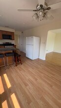 8052 N Oriole Ave in Niles, IL - Building Photo - Building Photo