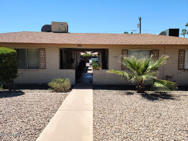 1223 E University Dr in Tempe, AZ - Building Photo - Building Photo