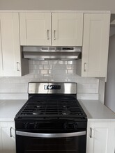 7824 W Addison St, Unit 2 unit in Chicago, IL - Building Photo - Building Photo