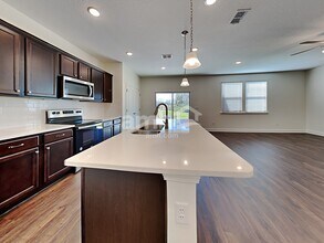 2474 Sapp Rd in Jacksonville, FL - Building Photo - Building Photo