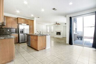 12880 Dolomite Ln in Moreno Valley, CA - Building Photo - Building Photo