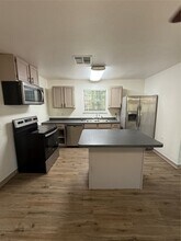 1116 2nd St in La Marque, TX - Building Photo - Building Photo