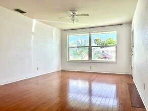 52 River Shore Dr in Ormond Beach, FL - Building Photo - Building Photo