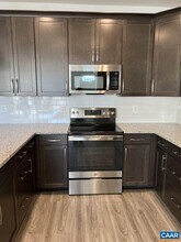 807 Wesley Ln in Charlottesville, VA - Building Photo - Building Photo