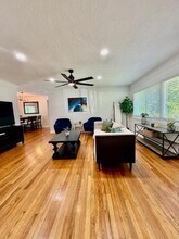 1145 53rd Ave N in St. Petersburg, FL - Building Photo - Building Photo