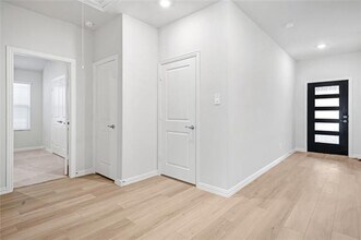 521 Midnight Oak Dr in McKinney, TX - Building Photo - Building Photo