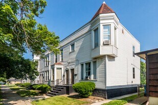 41 E 156th in Harvey, IL - Building Photo
