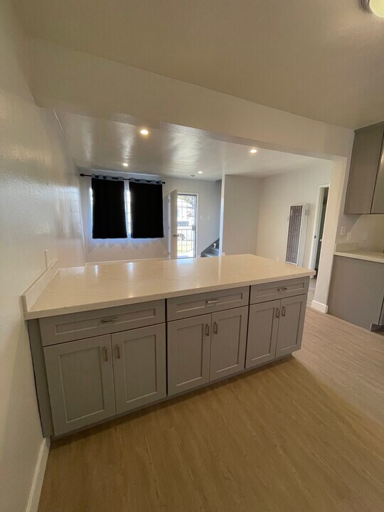 9510 Wall St, Unit 1 in Los Angeles, CA - Building Photo