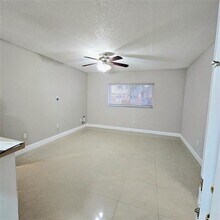 3600 N 56th Ave in Hollywood, FL - Building Photo - Building Photo