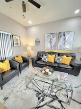 2720 Oakwater Dr in Kissimmee, FL - Building Photo - Building Photo
