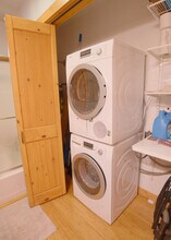 14745 Davos Dr in Truckee, CA - Building Photo - Building Photo