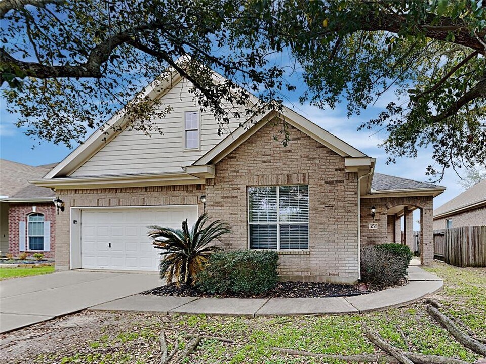 4730 Plum Forest Rd in Houston, TX - Building Photo