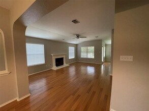 9512 Tea Rose Trail in Austin, TX - Building Photo - Building Photo