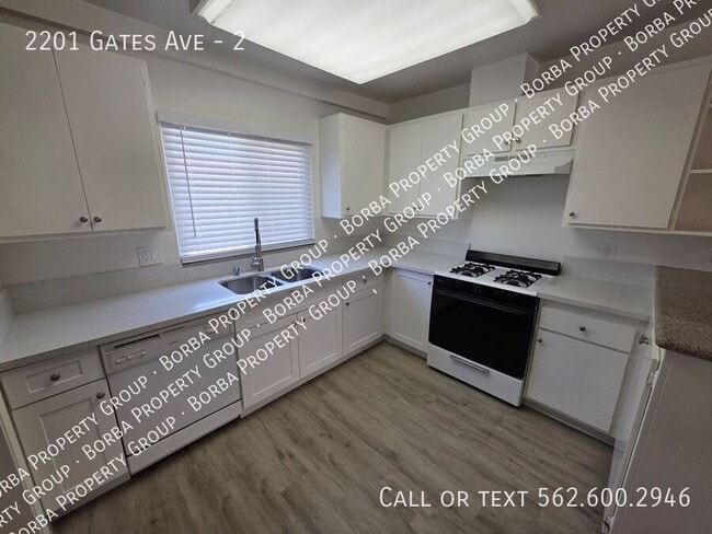 2201 Gates Ave in Redondo Beach, CA - Building Photo - Building Photo
